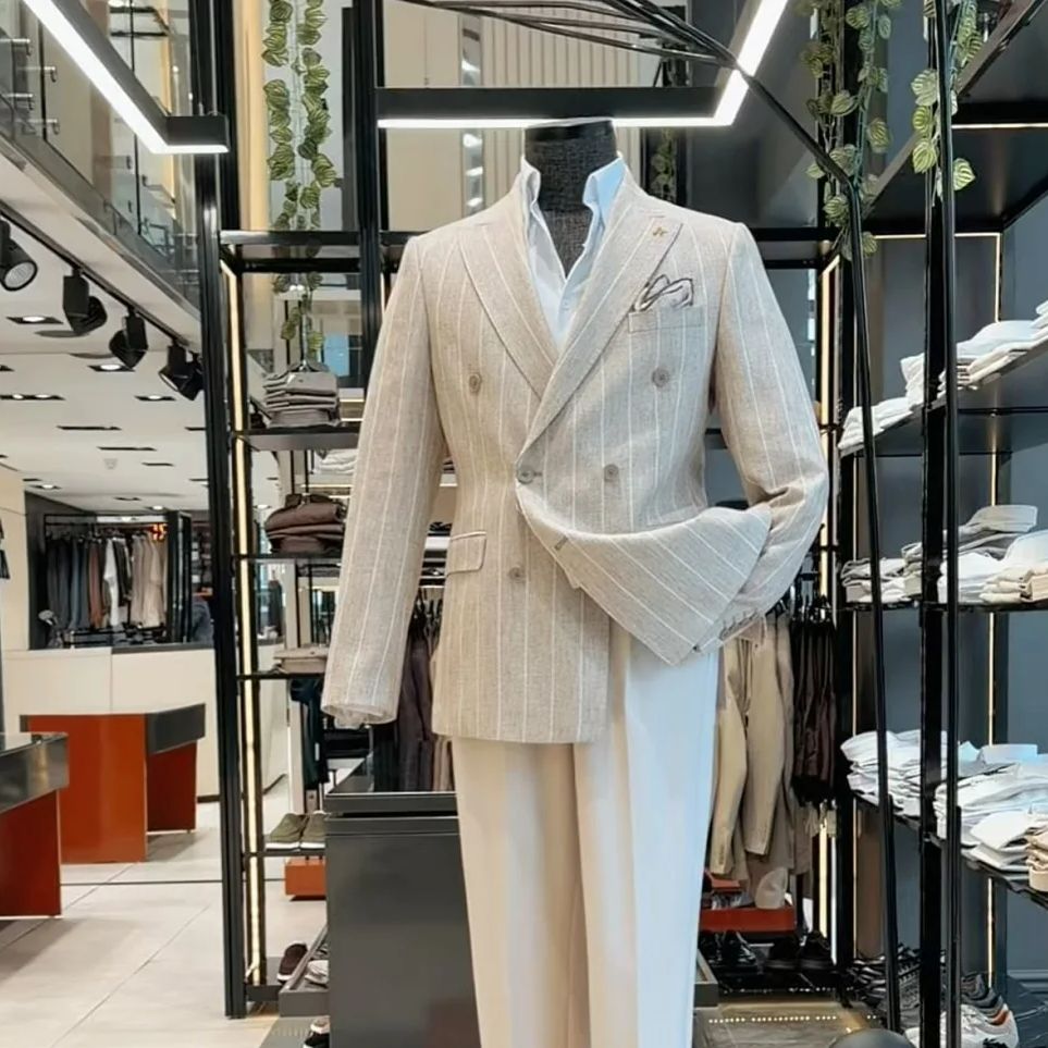 Beige Pinstripe Double Breaste - огляд і ціна Men'S Grooming Daily