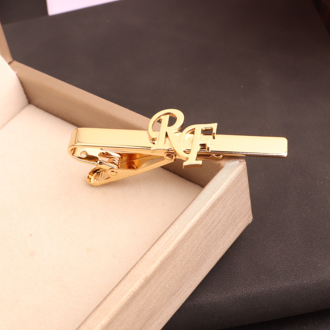 Custom Initial Tie Clip for Gr - огляд і ціна Men'S Grooming & Health Made Simple